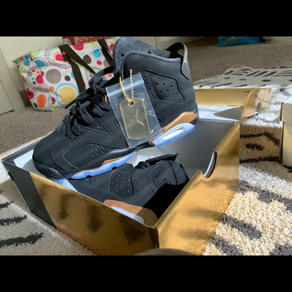 JORDAN 6 DMP